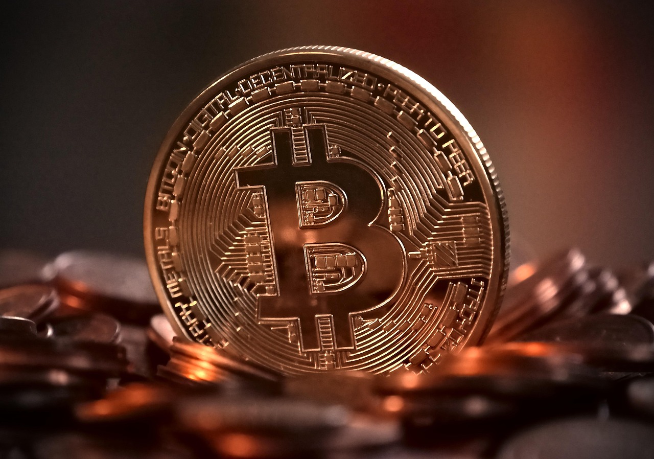 加密市场波动：比特币、以太坊、XRP在币安被盗后测试关键支撑位